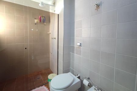 Apartamento à venda com 180m², 4 quartos e 2 vagas Apartamento à venda com 180m², 4 quartos e 2 vagasBanheiro Social