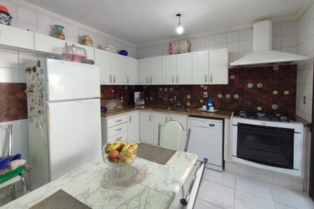 Apartamento à venda com 180m², 4 quartos e 2 vagas Apartamento à venda com 180m², 4 quartos e 2 vagasCozinha