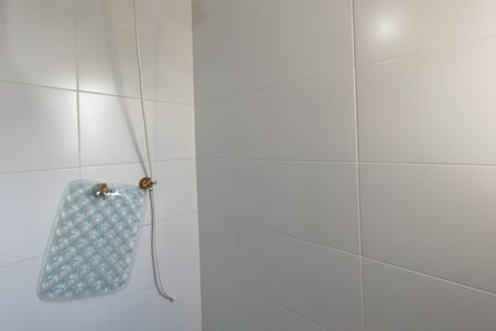 Apartamento à venda com 180m², 4 quartos e 2 vagas Apartamento à venda com 180m², 4 quartos e 2 vagasBanheiro Suíte