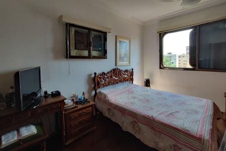 Apartamento à venda com 180m², 4 quartos e 2 vagas Apartamento à venda com 180m², 4 quartos e 2 vagasQuarto Suíte