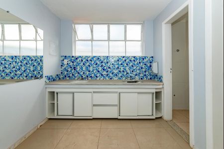 Casa para alugar com 341m², 4 quartos e 2 vagasBanheiro Social 2