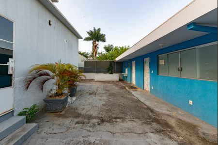 Casa para alugar com 341m², 4 quartos e 2 vagasQuintal