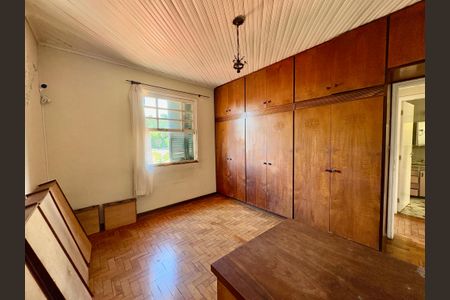 Casa à venda com 350m², 4 quartos e 1 vagaQuarto 2