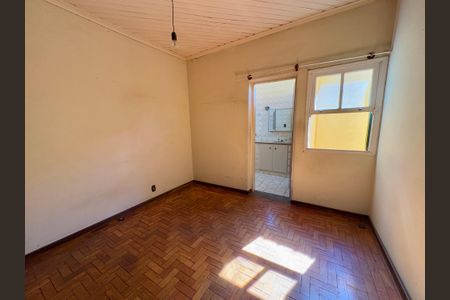 Casa à venda com 350m², 4 quartos e 1 vagaQuarto 1 - Suíte