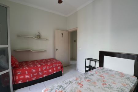 Apartamento para alugar com 100m², 3 quartos e 1 vaga Apartamento para alugar com 100m², 3 quartos e 1 vagaQuarto
