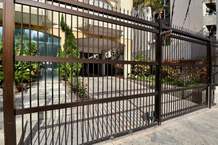 Apartamento para alugar com 100m², 3 quartos e 1 vaga Apartamento para alugar com 100m², 3 quartos e 1 vagaFachada