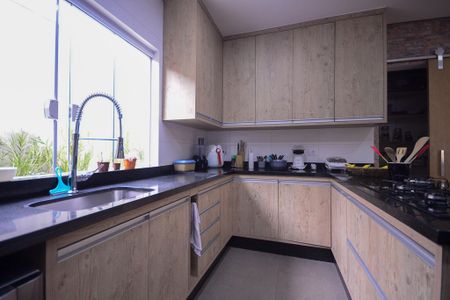 Casa à venda com 270m², 3 quartos e 4 vagasCozinha