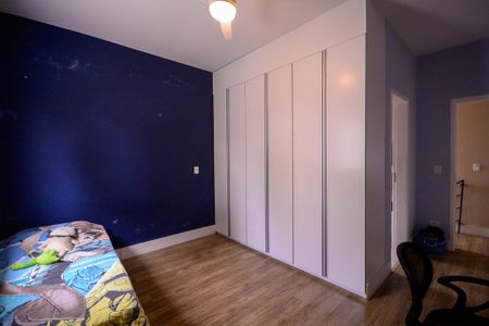 Casa à venda com 270m², 3 quartos e 4 vagasSuíte 1