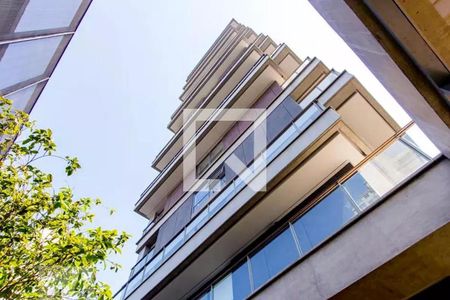 Apartamento à venda com 168m², 2 quartos e 2 vagasFachada