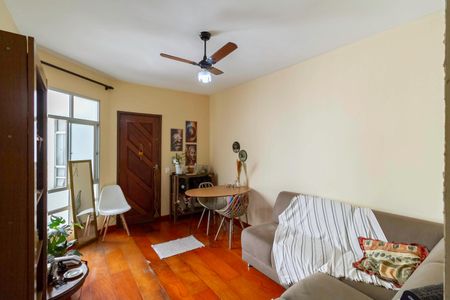 Apartamento à venda com 45m², 2 quartos e 1 vagaSala 