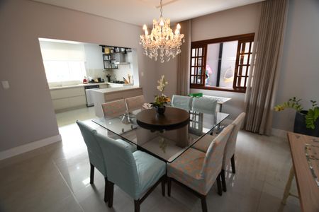Casa à venda com 400m², 4 quartos e 5 vagasSala de Jantar