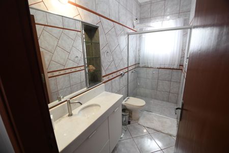 Casa à venda com 400m², 4 quartos e 5 vagasBanheiro 4