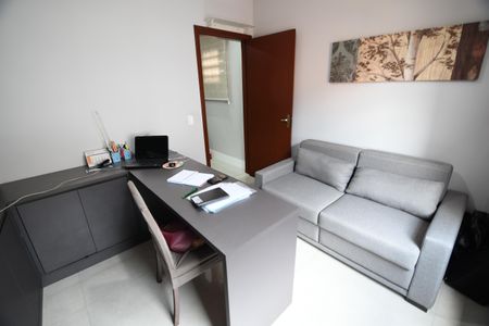 Casa à venda com 400m², 4 quartos e 5 vagasSala / Escritório