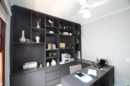 Casa à venda com 400m², 4 quartos e 5 vagasSala / Escritório