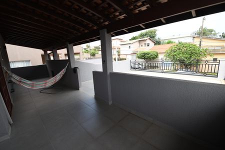 Casa à venda com 400m², 4 quartos e 5 vagasVaranda