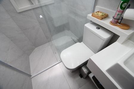 Casa à venda com 400m², 4 quartos e 5 vagasBanheiro 2