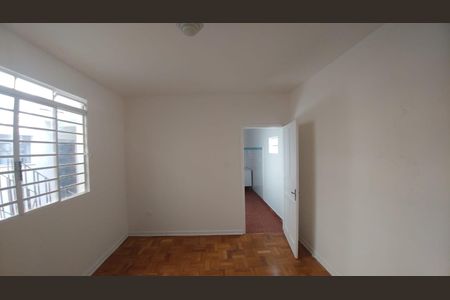 Casa à venda com 180m², 3 quartos e 2 vagas Casa à venda com 180m², 3 quartos e 2 vagasCozinha