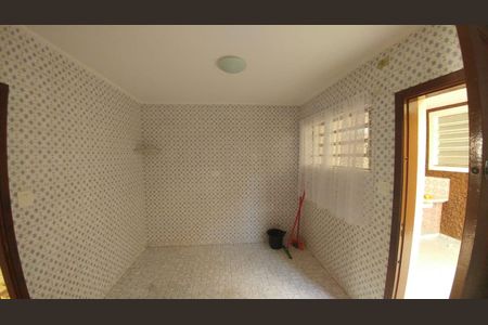 Casa à venda com 180m², 3 quartos e 2 vagas Casa à venda com 180m², 3 quartos e 2 vagasCozinha