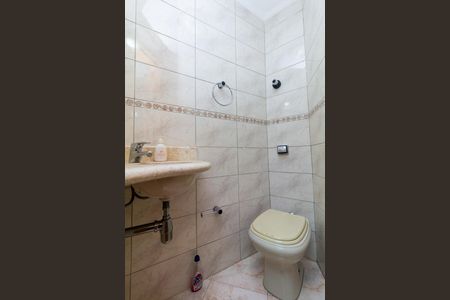 Apartamento à venda com 74m², 2 quartos e 1 vaga Apartamento à venda com 74m², 2 quartos e 1 vagaBanheiro 1