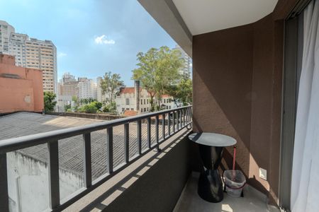 Studio para alugar com 30m², 1 quarto e sem vaga Studio para alugar com 30m², 1 quarto e sem vagaSacada