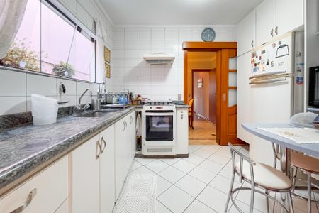 Casa à venda com 204m², 3 quartos e 3 vagasCozinha