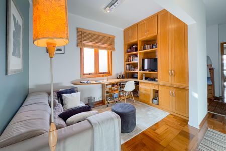 Casa à venda com 204m², 3 quartos e 3 vagasEscritório / Quarto Reversível