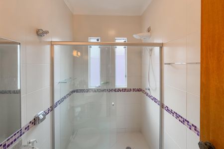 Casa à venda com 204m², 3 quartos e 3 vagasBanheiro Corredor