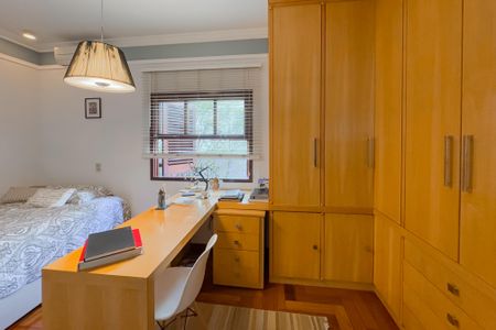 Casa à venda com 204m², 3 quartos e 3 vagasQuarto 1