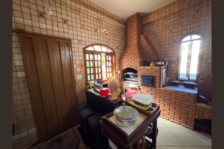 Casa à venda com 326m², 5 quartos e 4 vagasÁrea Gourmet