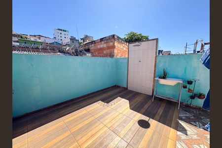 Casa à venda com 326m², 5 quartos e 4 vagasÁrea Externa