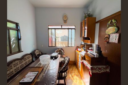 Casa à venda com 326m², 5 quartos e 4 vagasCopa