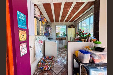 Casa à venda com 326m², 5 quartos e 4 vagasEdícula