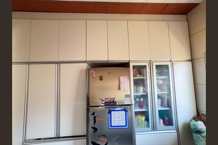 Casa à venda com 326m², 5 quartos e 4 vagasEdícula