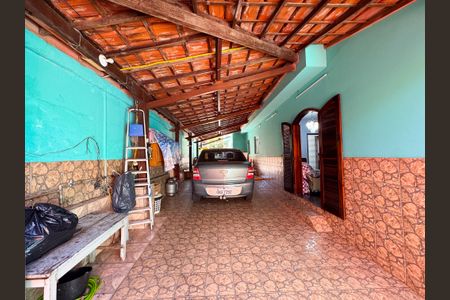 Casa à venda com 326m², 5 quartos e 4 vagasGaragem
