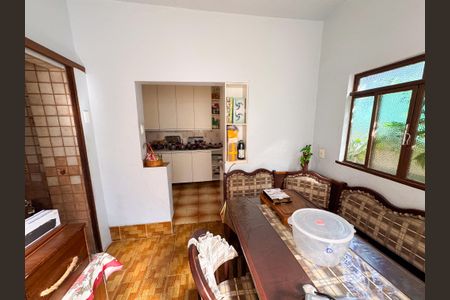 Casa à venda com 326m², 5 quartos e 4 vagasCopa