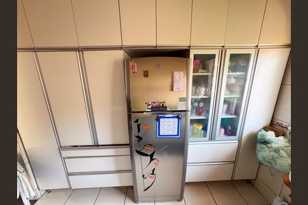 Casa à venda com 326m², 5 quartos e 4 vagasEdícula