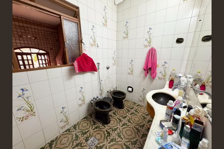 Casa à venda com 326m², 5 quartos e 4 vagasBanheiro