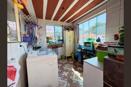 Casa à venda com 326m², 5 quartos e 4 vagasEdícula