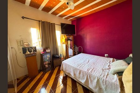 Casa à venda com 326m², 5 quartos e 4 vagasEdícula