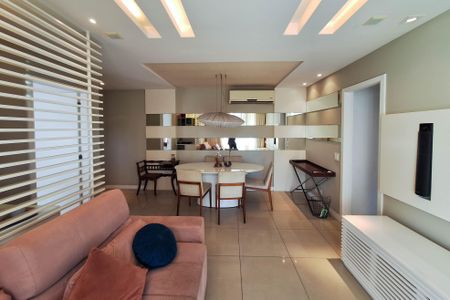 Apartamento à venda com 114m², 3 quartos e 2 vagasSala