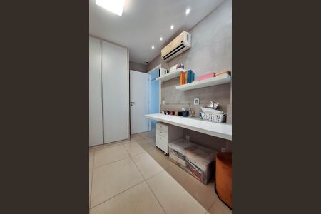 Apartamento à venda com 114m², 3 quartos e 2 vagasQuarto 2