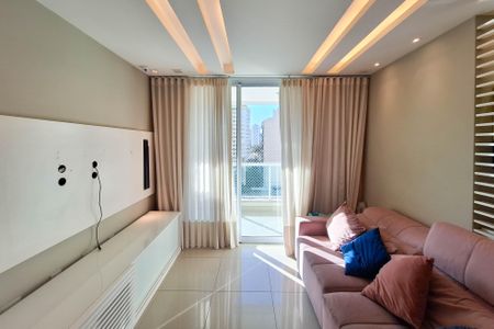 Apartamento à venda com 114m², 3 quartos e 2 vagasSala