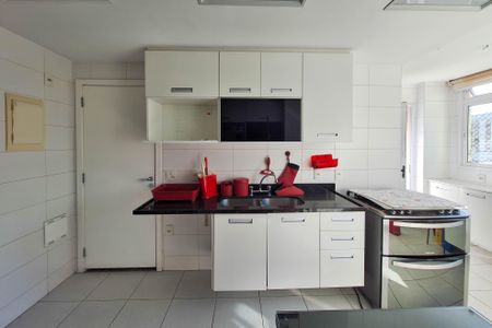 Apartamento à venda com 114m², 3 quartos e 2 vagasCozinha