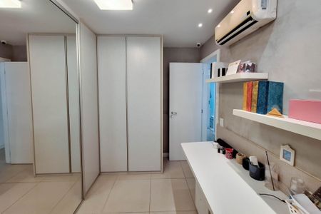 Apartamento à venda com 114m², 3 quartos e 2 vagasQuarto 2