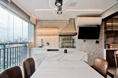 Apartamento à venda com 88m², 2 quartos e 1 vagaVaranda