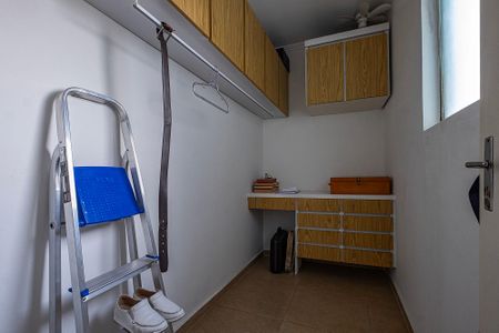 Apartamento à venda com 106m², 3 quartos e 1 vaga Apartamento à venda com 106m², 3 quartos e 1 vagaÁrea de Serviço - Quarto