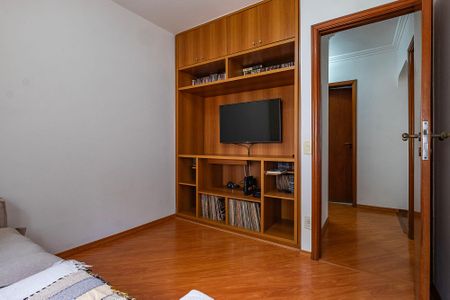 Apartamento à venda com 106m², 3 quartos e 1 vaga Apartamento à venda com 106m², 3 quartos e 1 vagaQuarto 3