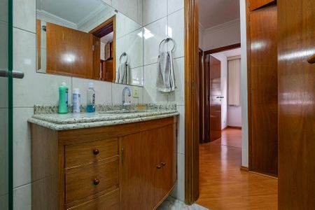 Apartamento à venda com 106m², 3 quartos e 1 vaga Apartamento à venda com 106m², 3 quartos e 1 vagaBanheiro