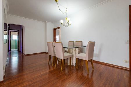 Apartamento à venda com 106m², 3 quartos e 1 vaga Apartamento à venda com 106m², 3 quartos e 1 vagaSala