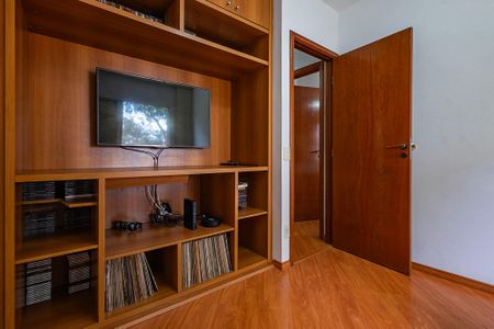 Apartamento à venda com 106m², 3 quartos e 1 vaga Apartamento à venda com 106m², 3 quartos e 1 vagaQuarto 3